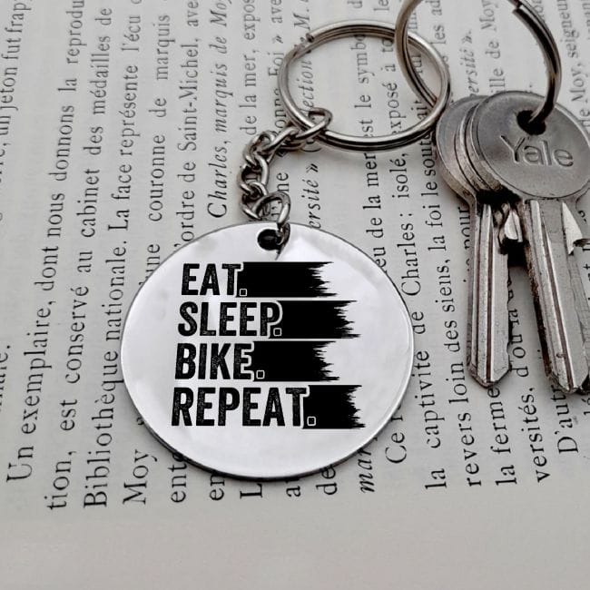 Eat, sleep, bike, repeat kulcstartó Lovenir.hu